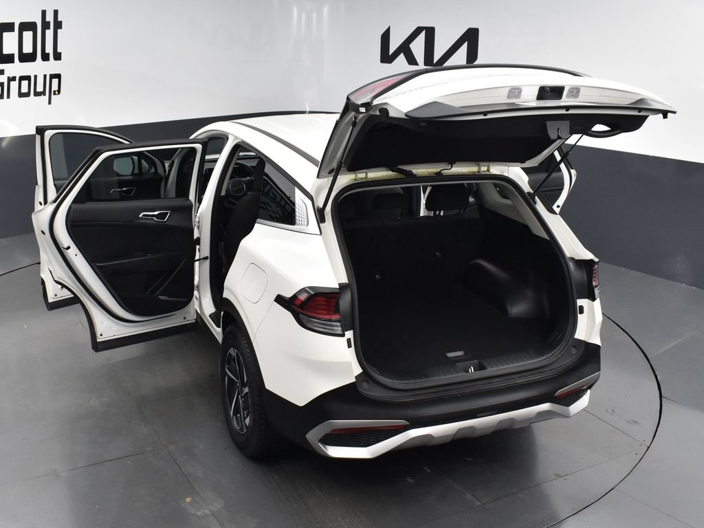 Used 2023 Kia Sportage LX FWD image 31