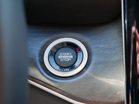 Used 2023 Jeep Grand Cherokee L Limited w/ Trailer Tow Group (B) image 29