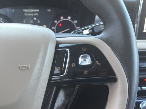 Used 2022 Lincoln Corsair AWD w/ Equipment Group 101A image 19