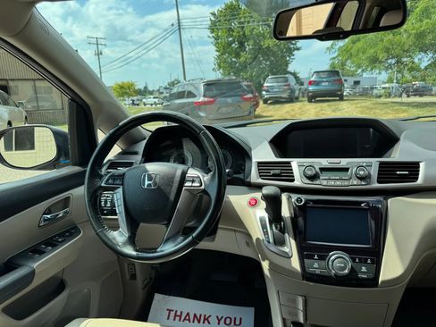 Used 2017 Honda Odyssey EX-L image 16