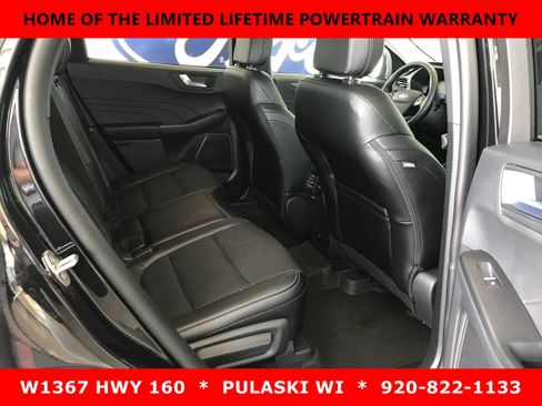 Used 2025 Ford Escape SE w/ Class II Trailer Tow Package FWD image 4