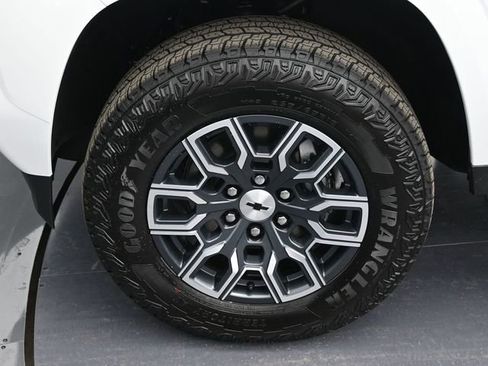 New 2025 Chevrolet Colorado Z71 w/ Technology Package image 24