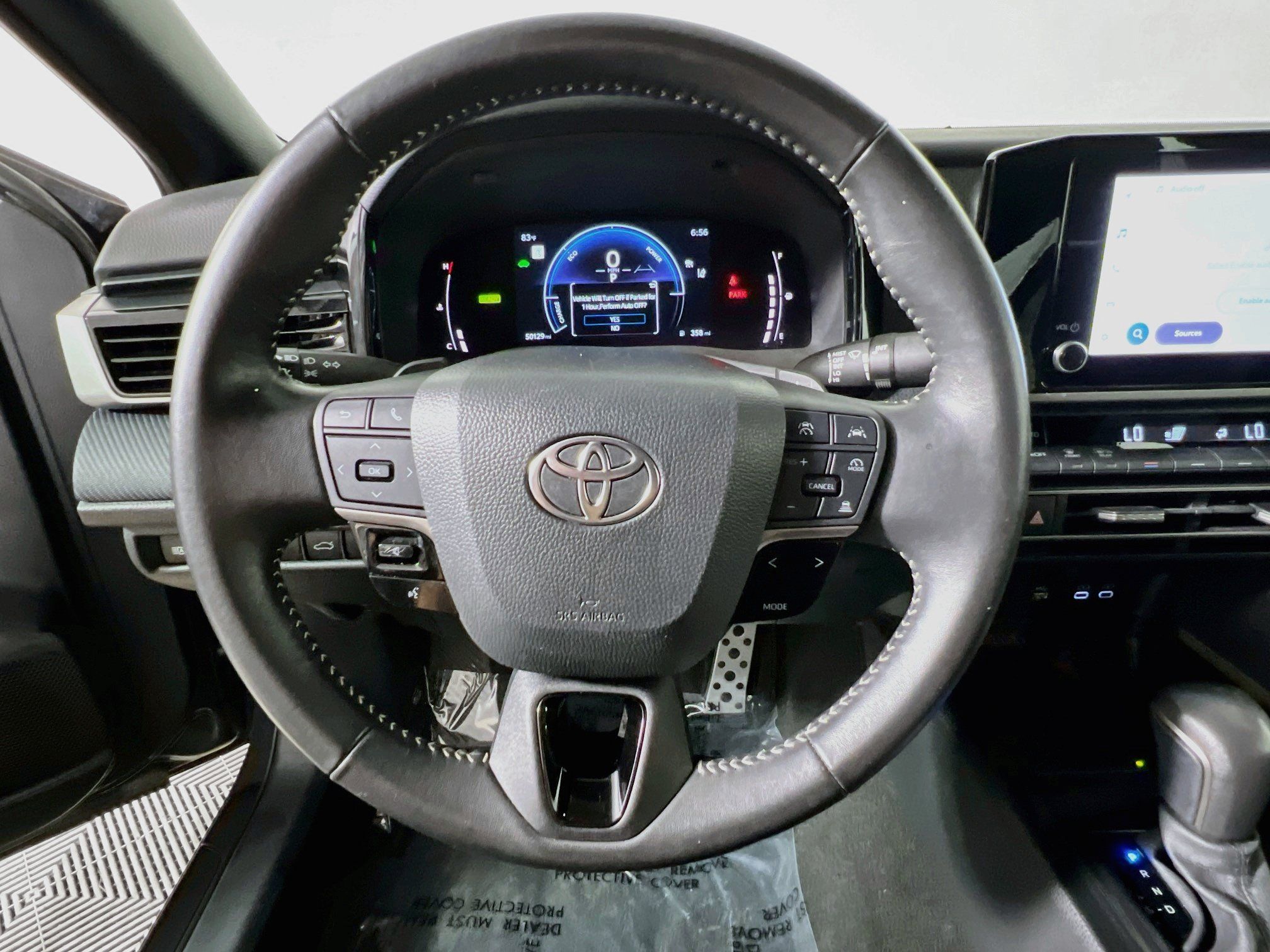Used 2025 Toyota Camry SE FWD image 18