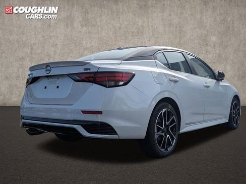 New 2025 Nissan Sentra SR w/ Trunk Package image 8