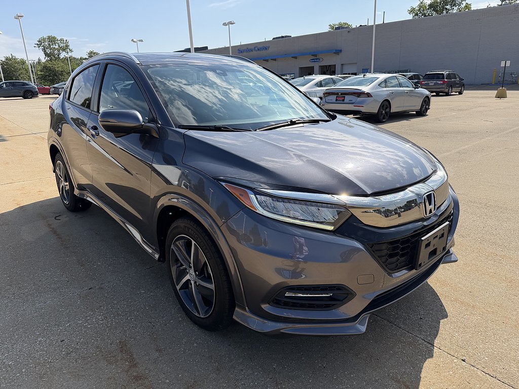 Certified 2020 Honda HR-V Touring image 2