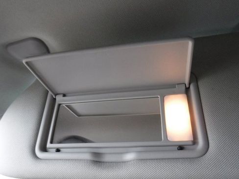 Used 2023 Nissan Murano SV image 32