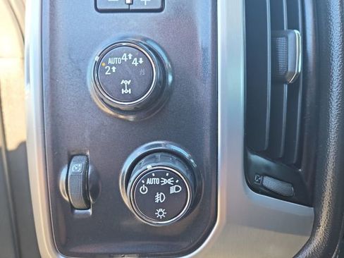 Used 2018 GMC Sierra 1500 SLT image 18