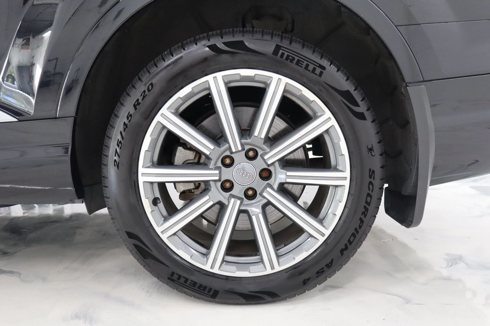 Used 2018 Audi Q7 3.0T Premium Plus w/ Premium Plus Package AWD/4WD image 13