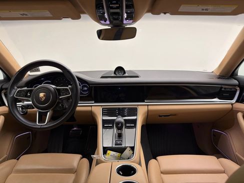 Used 2020 Porsche Panamera 4 image 6