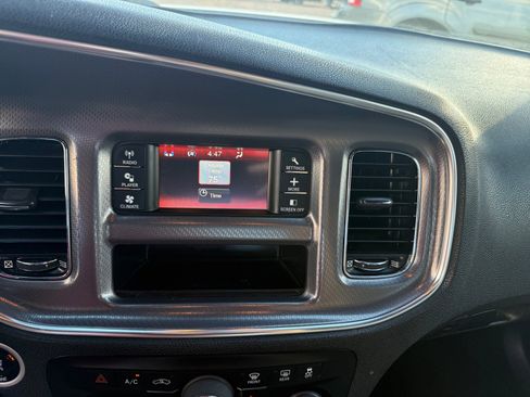 Used 2014 Dodge Charger SE image 23