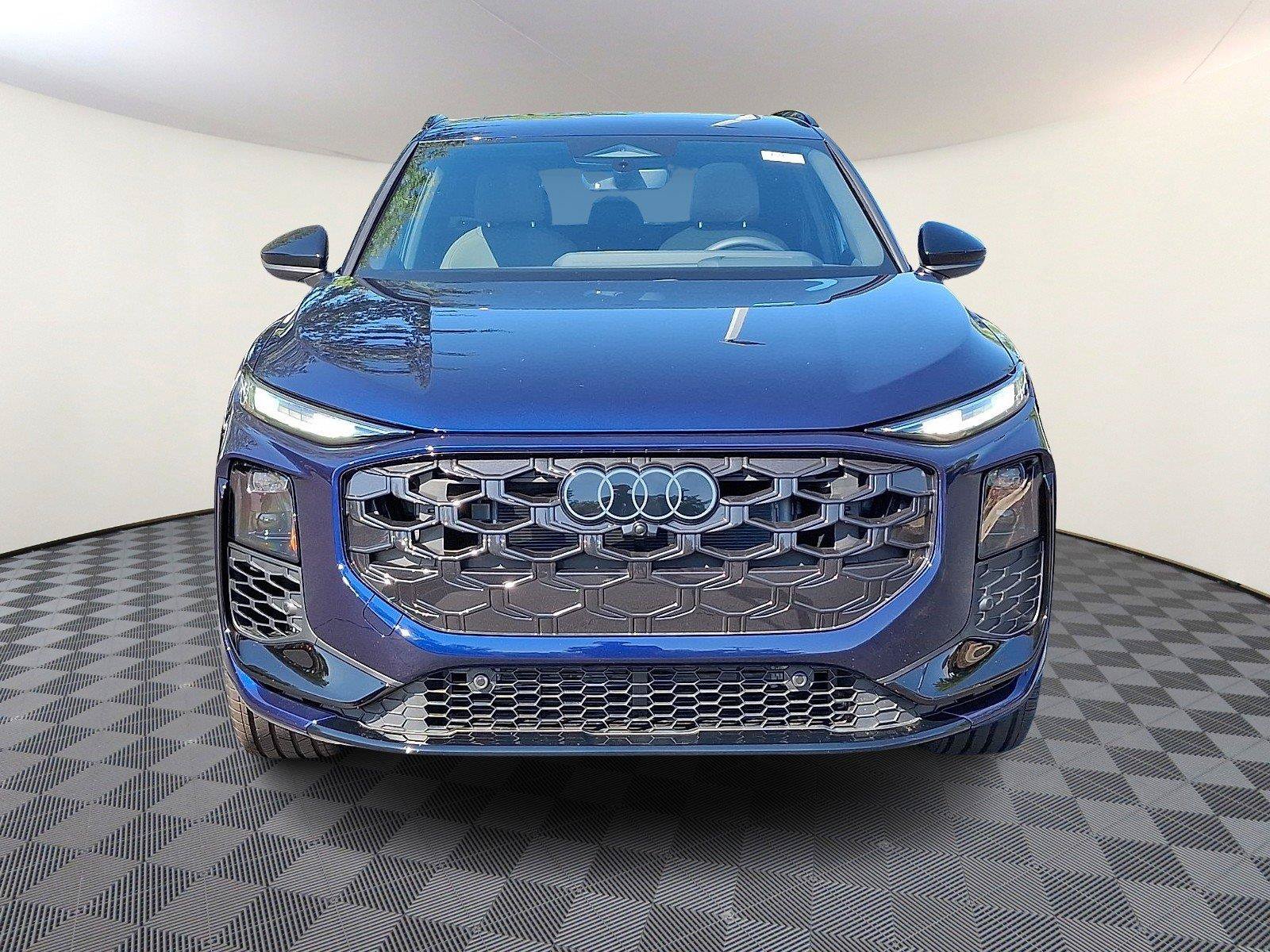 Used 2026 Audi Q3 quattro 2.0T AWD/4WD image 2