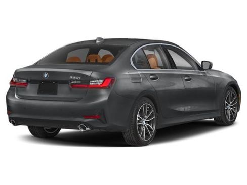 Used 2022 BMW 330i xDrive Sedan w/ Driving Assistance Package AWD/4WD image 2