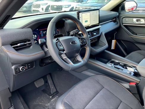 New 2026 Ford Explorer Tremor w/ Tremor Convenience Package AWD/4WD image 8