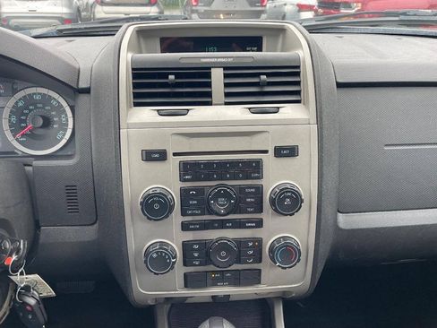 Used 2011 Ford Escape XLT FWD image 18