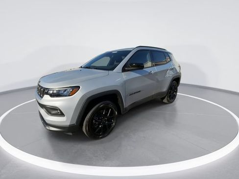 New 2026 Jeep Compass Latitude AWD/4WD image 4