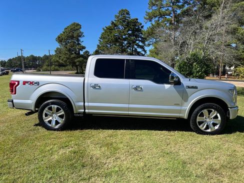 Used 2015 Ford F150 Platinum w/ Equipment Group 701A Luxury image 9