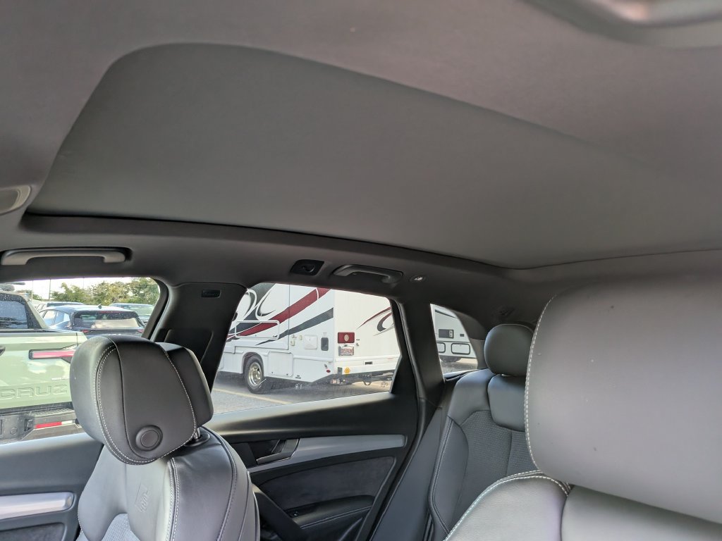 Used 2024 Audi Q5 e Premium Plus w/ Premium Plus Package AWD/4WD image 27