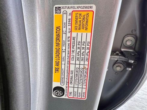 Used 2023 GMC Sierra 1500 AT4X image 33