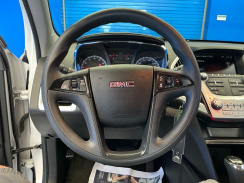 Used 2017 GMC Terrain SLE FWD image 13
