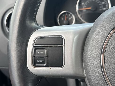 Used 2016 Jeep Compass High Altitude image 20