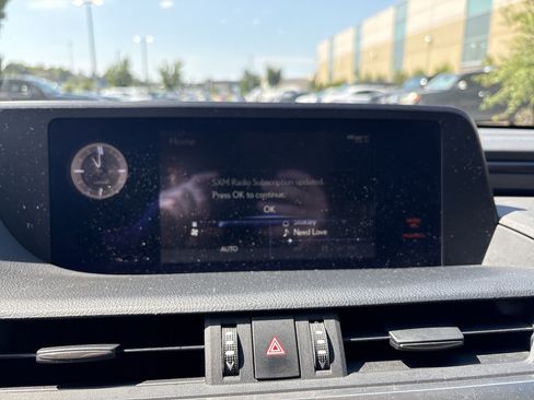 Used 2021 Lexus ES 350 w/ Premium Package FWD image 23