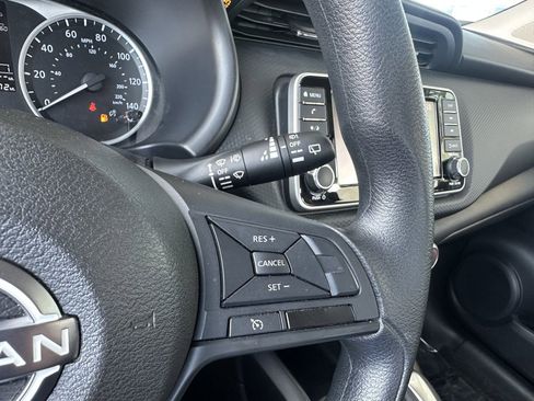 Used 2023 Nissan Kicks S image 16