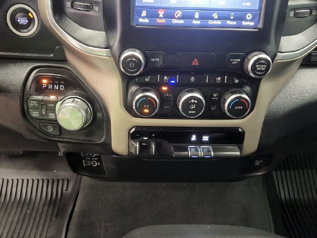 Used 2020 RAM 1500 Laramie AWD/4WD image 33