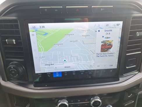 Used 2024 Ford F150 XLT w/ Mobile Office Package image 15