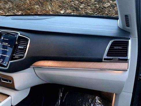 Used 2019 Volvo XC90 T6 Inscription w/ Protection Package image 14