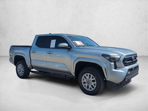 Used 2024 Toyota Tacoma SR5 RWD image 3