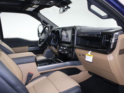 New 2026 Ford F250 Lariat w/ Chrome Package image 31