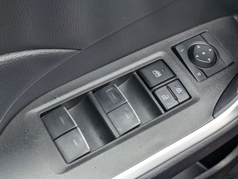 Used 2024 Toyota RAV4 XLE FWD image 22
