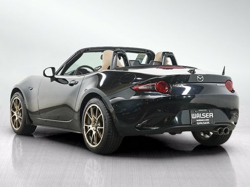 Used 2016 MAZDA MX-5 Miata Grand Touring RWD image 4
