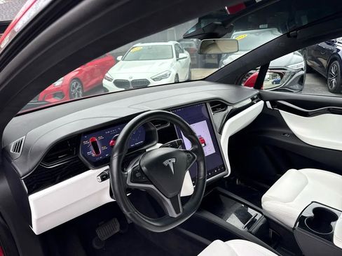 Used 2020 Tesla Model X Long Range image 29