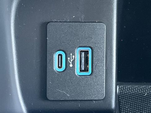 Certified 2021 Ford F150 XLT w/ Equipment Group 302A High image 15