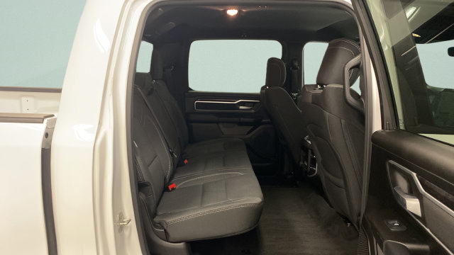 Used 2023 RAM 1500 Big Horn AWD/4WD image 32