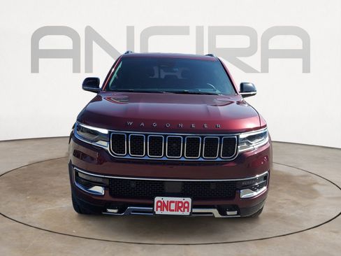 Used 2023 Jeep Wagoneer Series III w/ Premium Group I RWD image 5