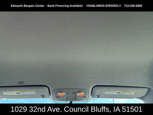 Used 2016 Chevrolet Traverse LT w/ Traveler's Package image 16