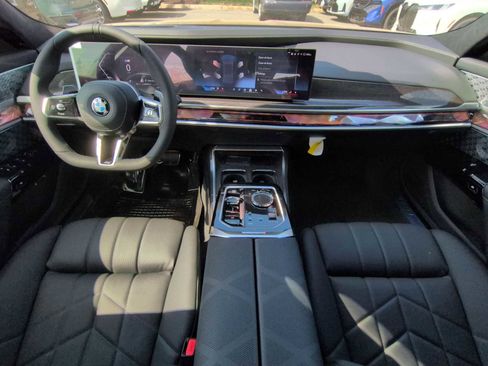 New 2026 BMW 760i xDrive w/ Executive Package AWD/4WD image 16