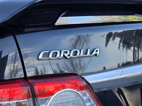 Used 2011 Toyota Corolla S image 15