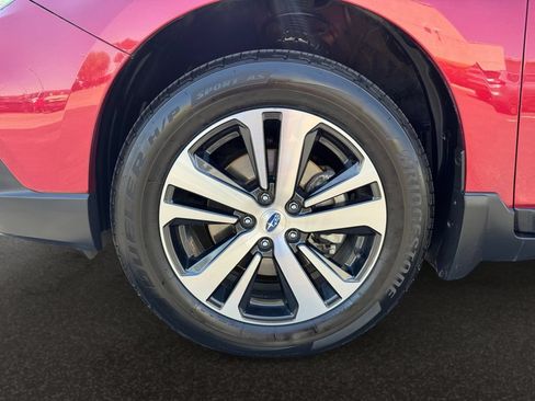 Used 2019 Subaru Outback 3.6R Limited w/ Popular Package #2 AWD/4WD image 9