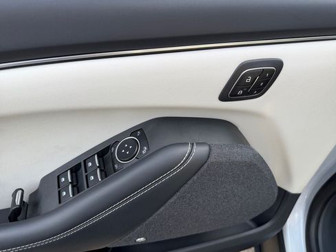 Used 2023 Ford Mustang Mach-E Premium RWD image 21
