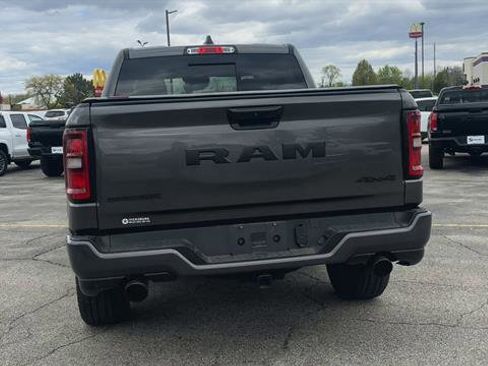 Used 2026 RAM 1500 Big Horn AWD/4WD image 7