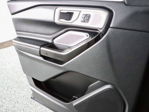 Used 2021 Ford Explorer ST w/ ST Street Pack image 22