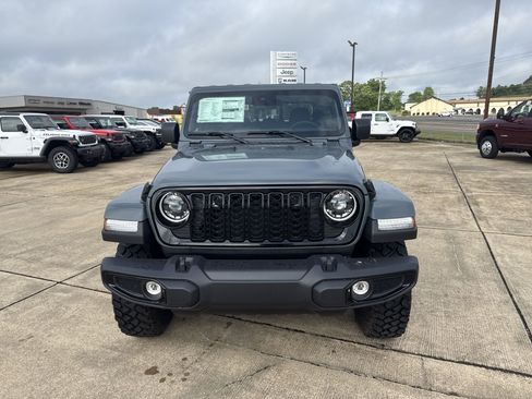 New 2025 Jeep Gladiator Willys image 3