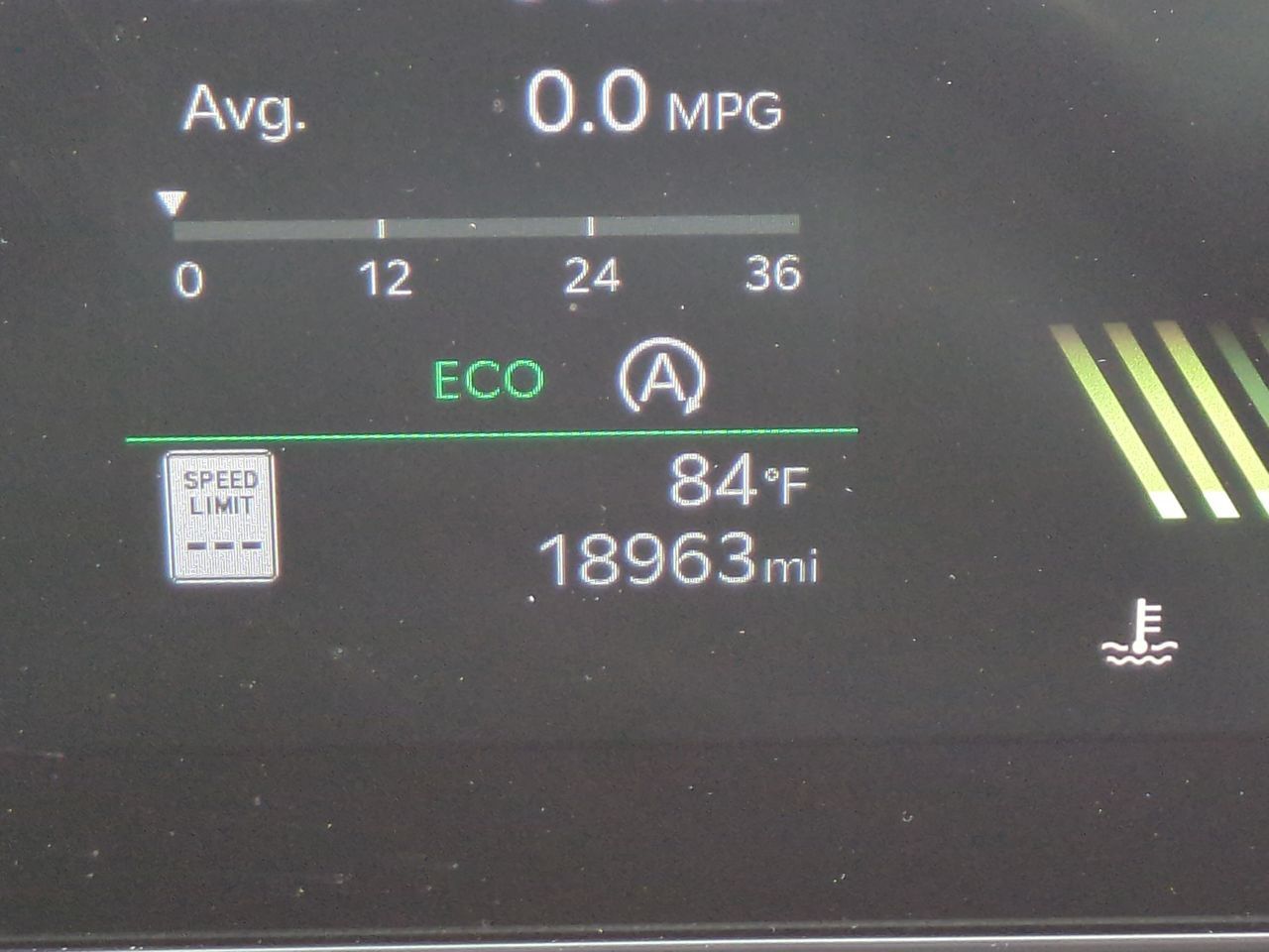 Used 2025 Kia Sorento S FWD image 28
