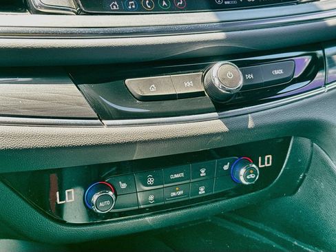 Used 2023 Buick Enclave Essence w/ Experience Buick Package FWD image 19