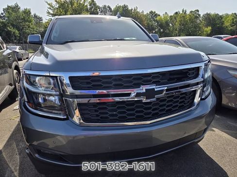 Used 2020 Chevrolet Suburban LT RWD image 7