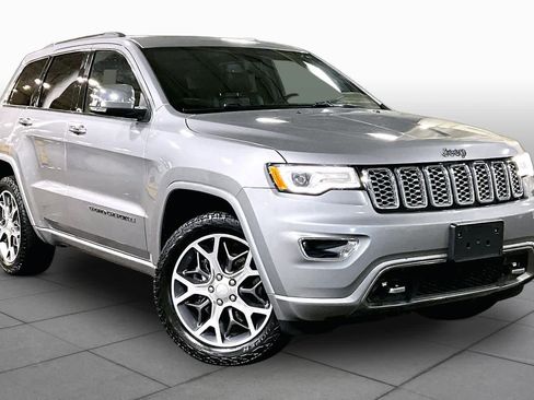 Used 2021 Jeep Grand Cherokee Overland AWD/4WD image 3