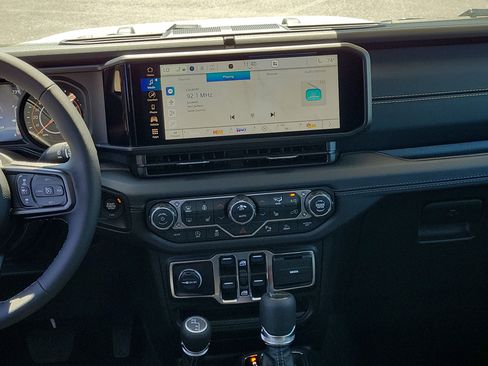 New 2026 Jeep Gladiator Mojave AWD/4WD image 15